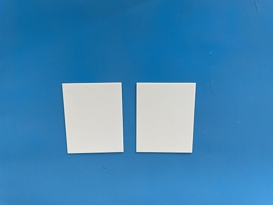 Độ tinh khiết cao 99,7% Alumina Chất nền màng mỏng bằng gốm cho mạch điện