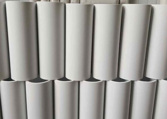 20 KV / mm Năng lượng phá vỡ Al2O3 gốm với sự mở rộng nhiệt 7,2 X 10-6 / K và hằng số dielectric 9.6